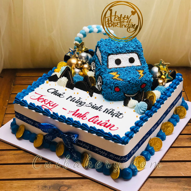 Bánh gato sinh nhật fondant cho bé trai 2 tuổi yêu thích ô tô 3492  Bánh  fondant
