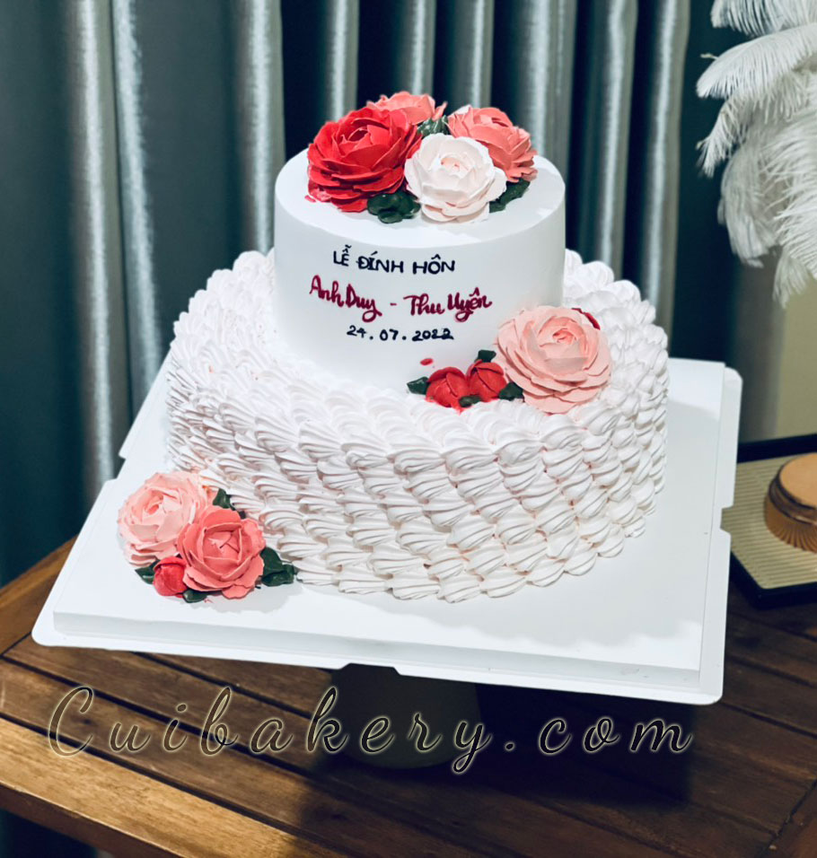 Mẫu bánh cưới 2 tầng hoa tươi  Tiệm bánh MiaCake Đà Nẵng