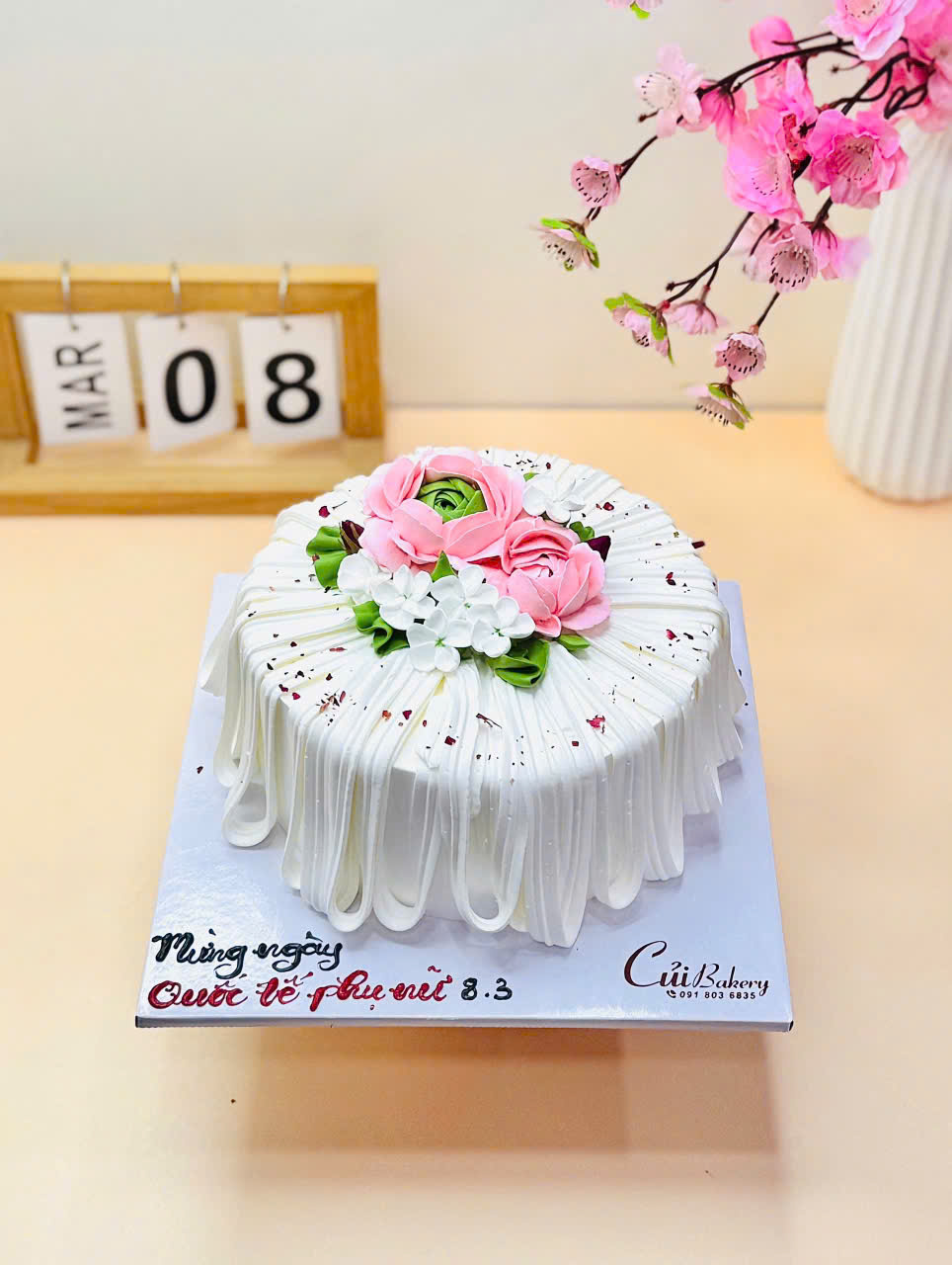 Mẫu Bánh Kem sữa tươi - MST304