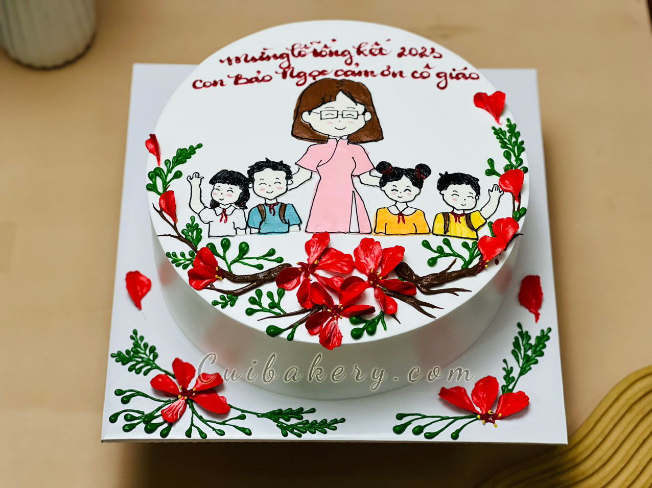Bạn có thể đặt bếp nhà Củi vẽ lên mặt bánh như thế này chẳng hạn.